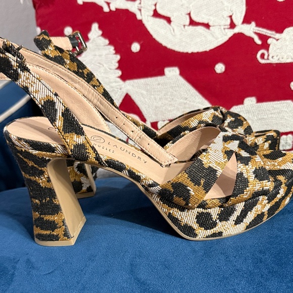 Laundry By Shelli Segal Shoes - Chinese Laundry By Shelli Segal Leopard Print Heels size 6.5
